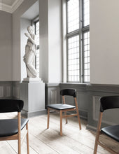 Load image into Gallery viewer, Herit Chair