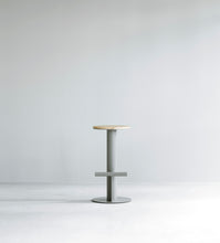 Load image into Gallery viewer, Pole Bar Stool