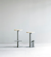 Load image into Gallery viewer, Pole Bar Stool
