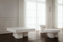 Load image into Gallery viewer, Gear stolić za kavu