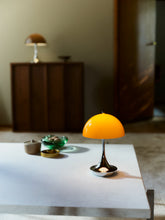 Load image into Gallery viewer, Panthella Portable Lamp The Originals