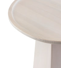 Load image into Gallery viewer, Pine Coffee Table