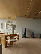 Load image into Gallery viewer, A-DT03 Round Dining Table