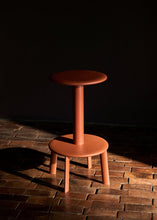 Load image into Gallery viewer, Massif AV40 bar stool