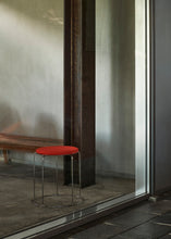 Load image into Gallery viewer, Wire Stool VP11