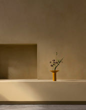 Load image into Gallery viewer, Hana Vase