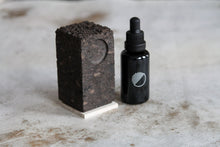 Load image into Gallery viewer, Hakudo Mono Cork Diffuser by Aoirio