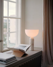 Load image into Gallery viewer, Kizu Table Lamp