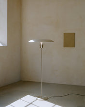 Load image into Gallery viewer, Kantarell Floor Lamp