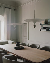 Load image into Gallery viewer, Kantarell Pendant Lamp