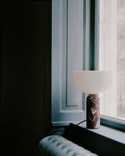 Load image into Gallery viewer, Kizu Table Lamp