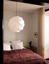 Load image into Gallery viewer, Turner pendant