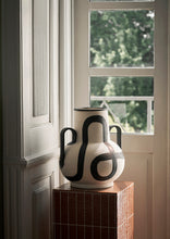 Load image into Gallery viewer, Pillar pedestal