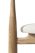 Load image into Gallery viewer, Bukowski Chair