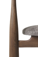 Load image into Gallery viewer, Bukowski Chair