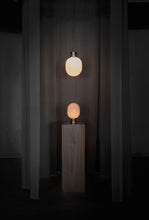 Load image into Gallery viewer, JWDA pendant lamp - Brass