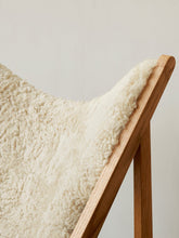 Load image into Gallery viewer, Knitting Lounge Chair