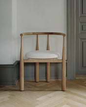 Load image into Gallery viewer, Bukowski Chair