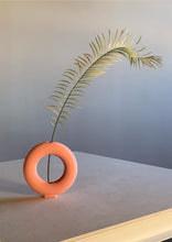 Load image into Gallery viewer, Vacuum Vase - Terracota