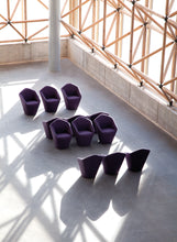 Load image into Gallery viewer, Penta Armchair