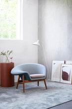Load image into Gallery viewer, Lightsome - Floor lamp
