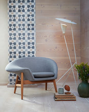 Load image into Gallery viewer, Silhouette - Floor Lamp