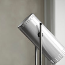Load image into Gallery viewer, Trombone - Table Lamp
