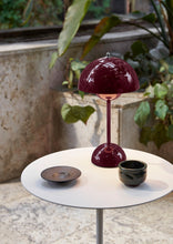Load image into Gallery viewer, Flowerpot VP9 portable table lamp
