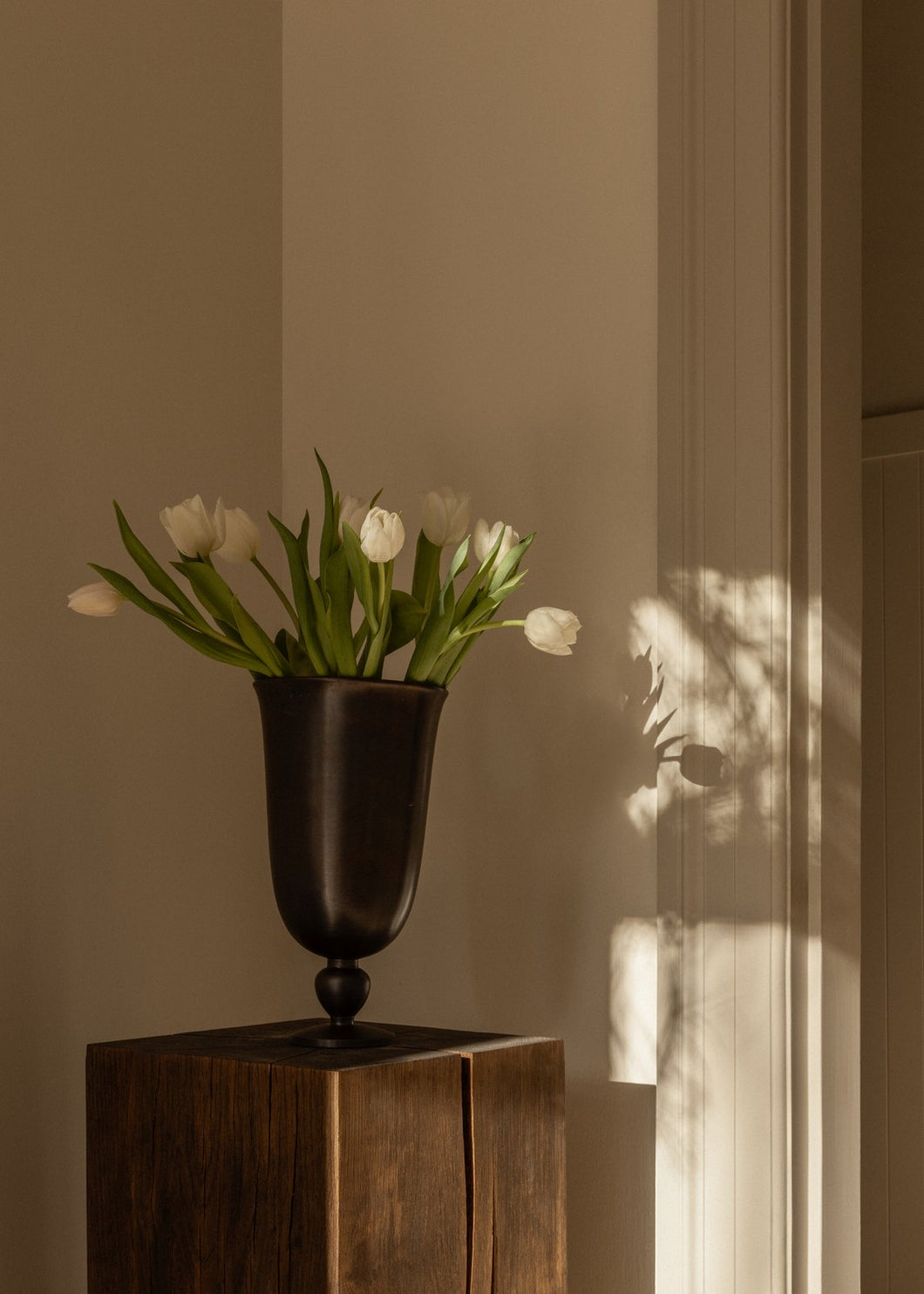 Pavot Vase by Colin King