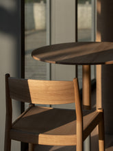 Load image into Gallery viewer, N-DC03 Chair - Oak
