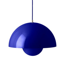 Load image into Gallery viewer, Flowerpot VP7 pendant

