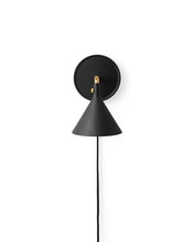 Load image into Gallery viewer, Cast Sconce wall lamp - dimmable
