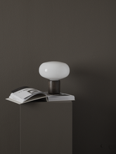 Load image into Gallery viewer, Karl-Johan Table Lamp
